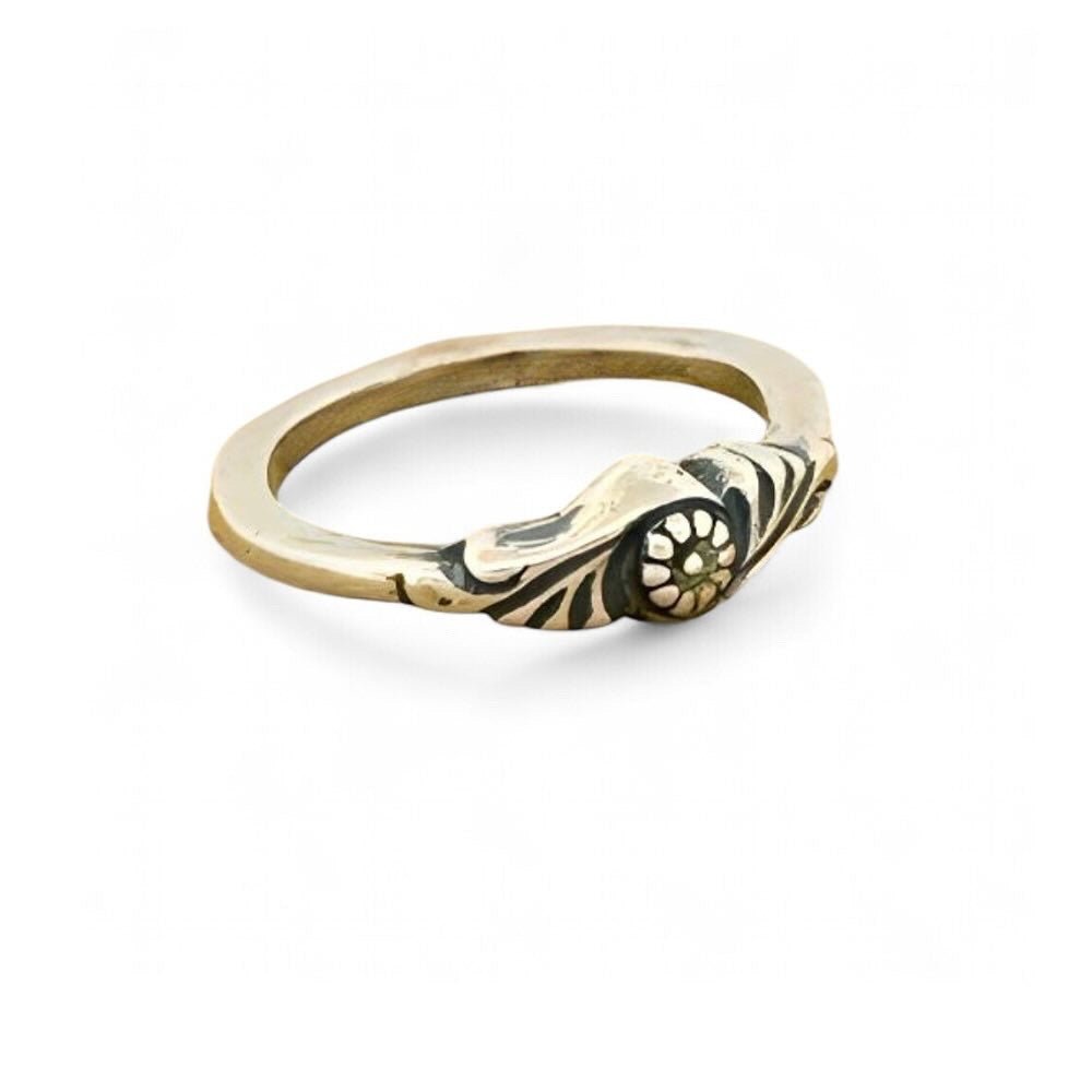 Dainty Artful Leaves Flower Silver Ring -