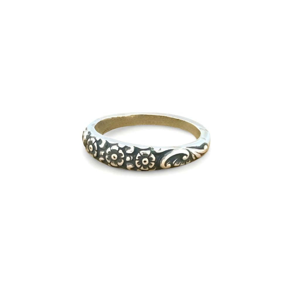 Petite Flower Silver Band Ring -