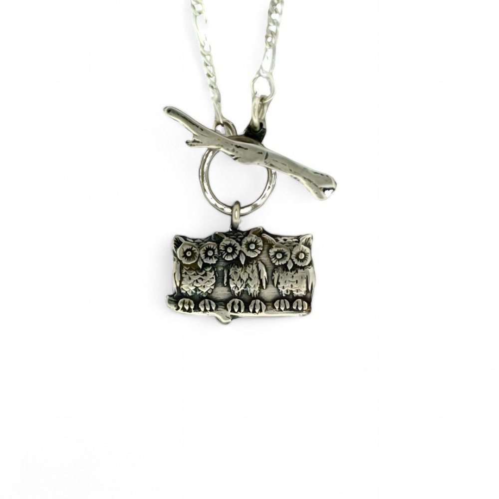 Three Owl Silver Toggle Necklace -