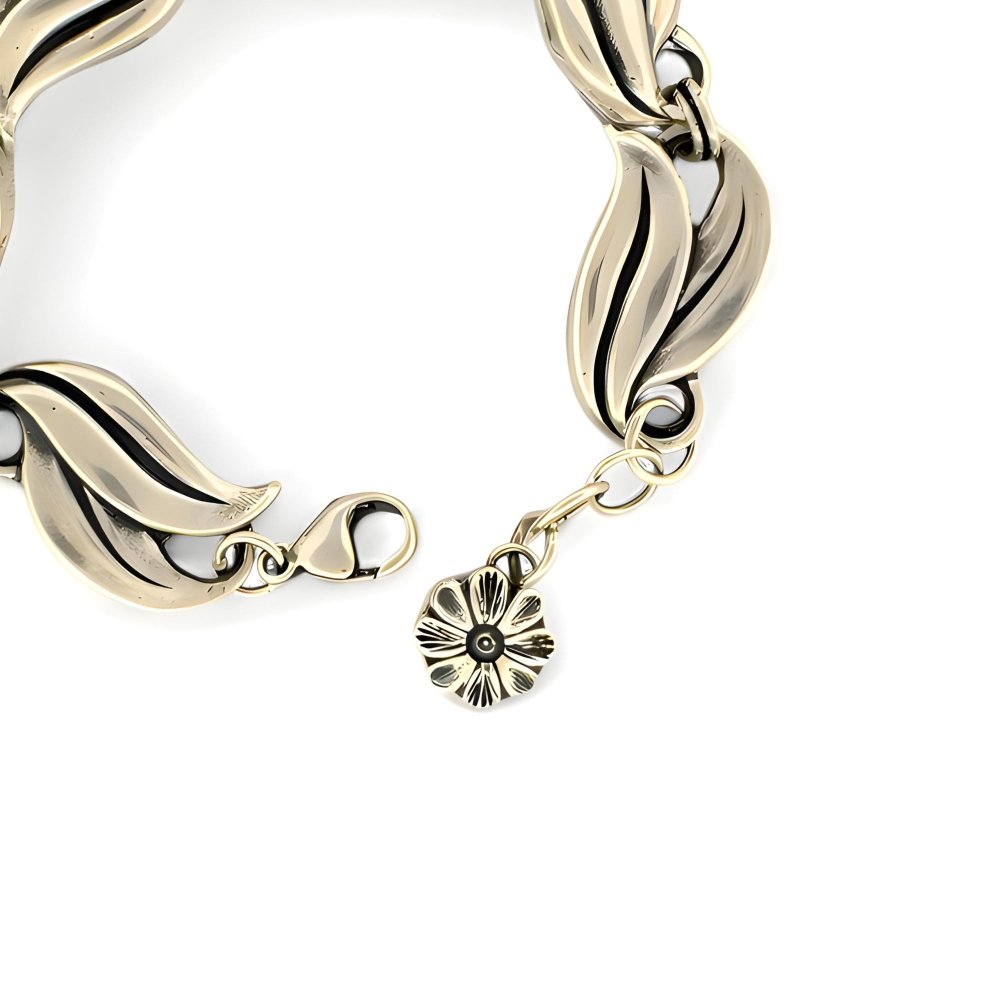Bold Leaf Silver Bracelet - 