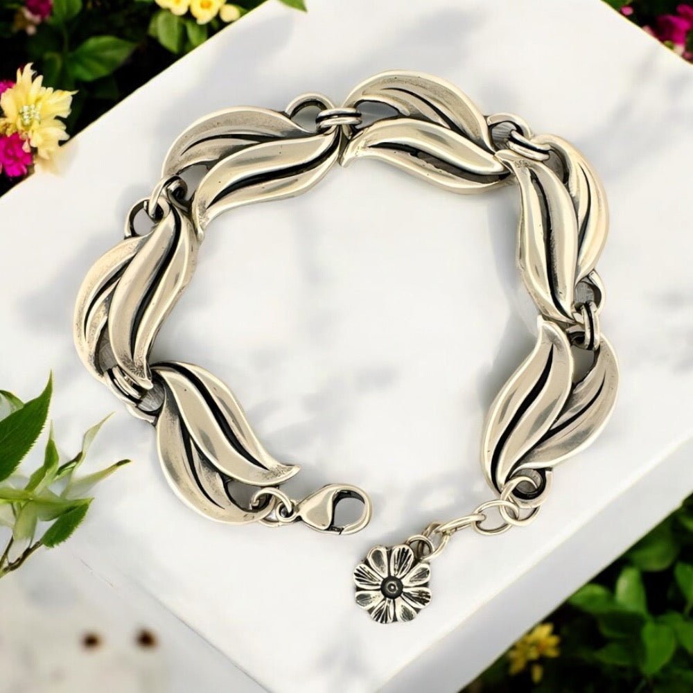 Bold Leaf Silver Bracelet - 