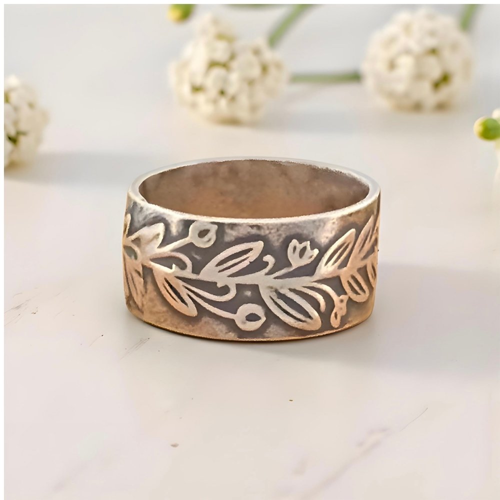 Budding Flowers And Leaves Silver Band Ring - 