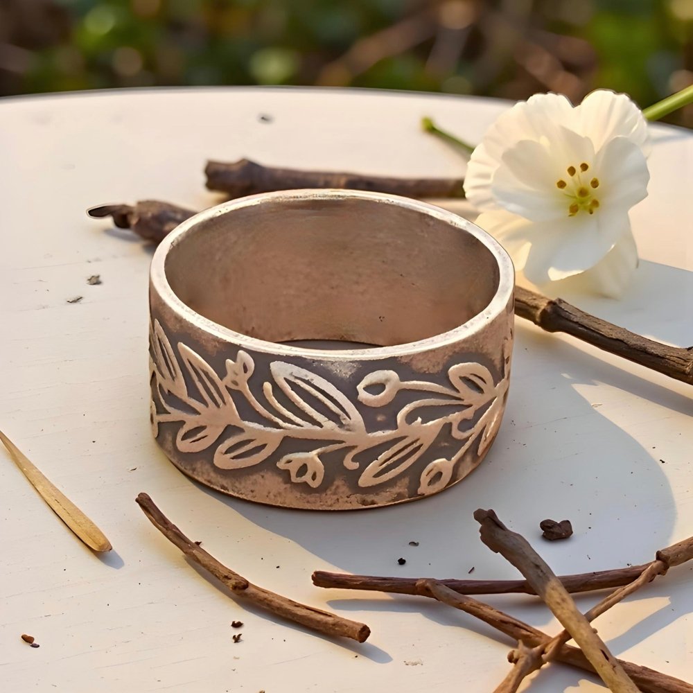 Budding Flowers And Leaves Silver Band Ring - 