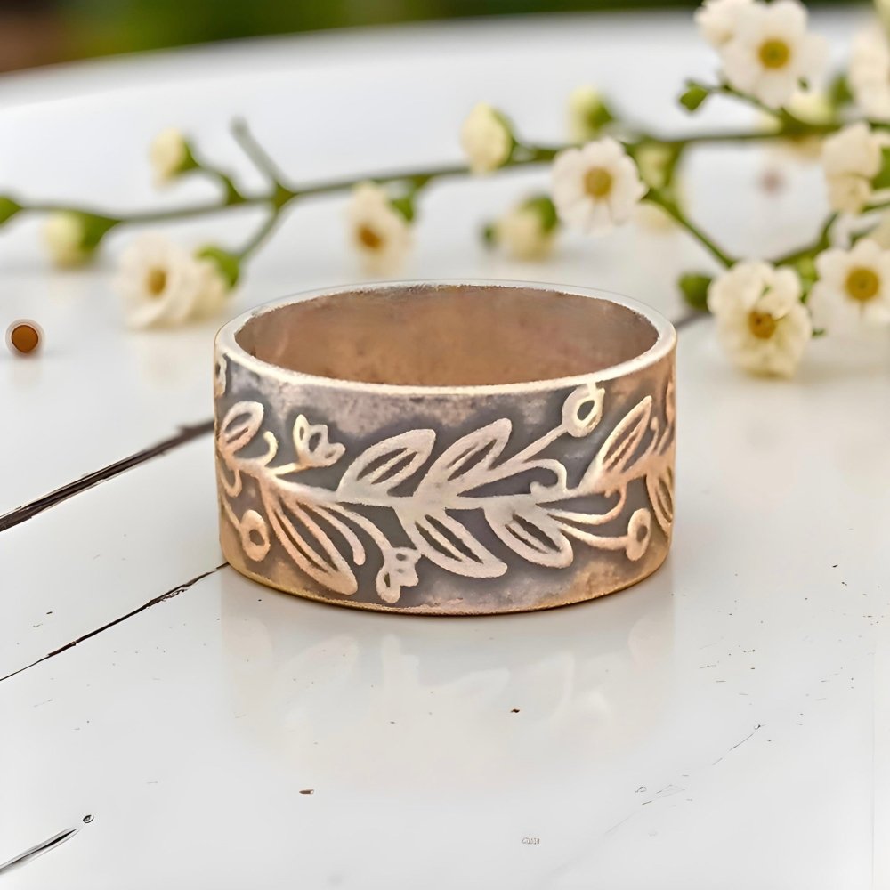 Budding Flowers And Leaves Silver Band Ring - 