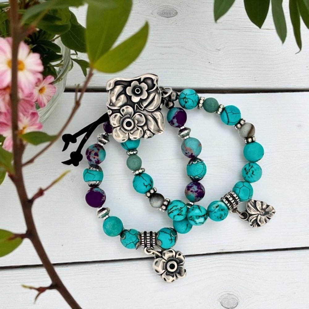 Floral Silver Beaded Button Bracelet - 