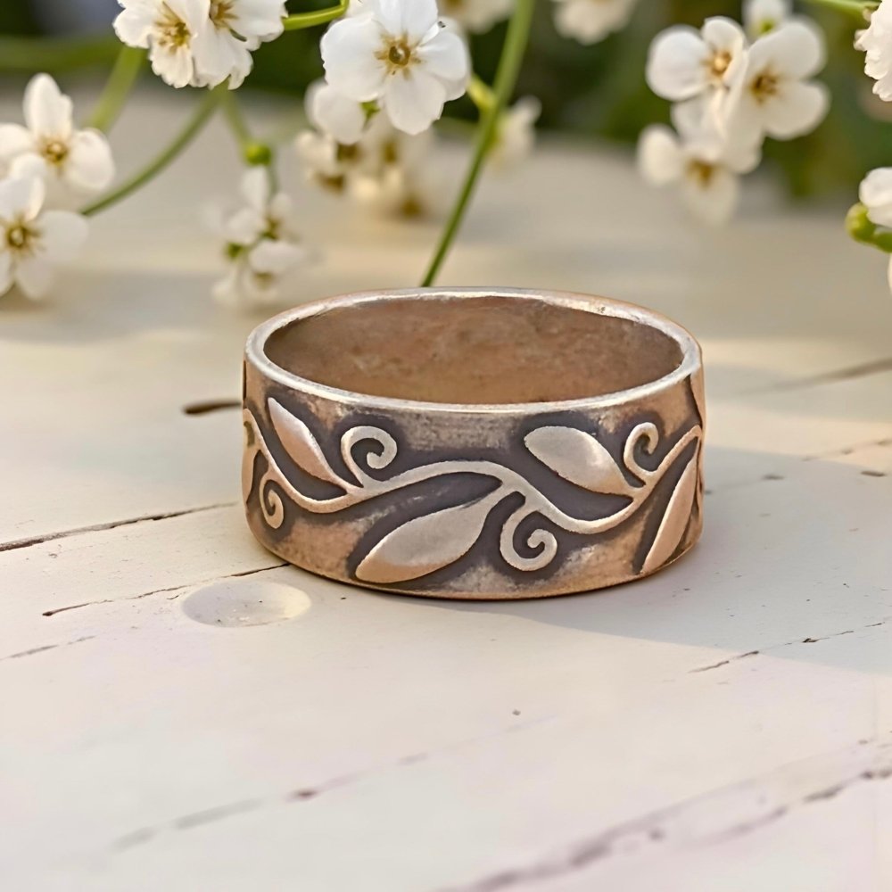 Leaf and Swirl Silver Band Ring - 