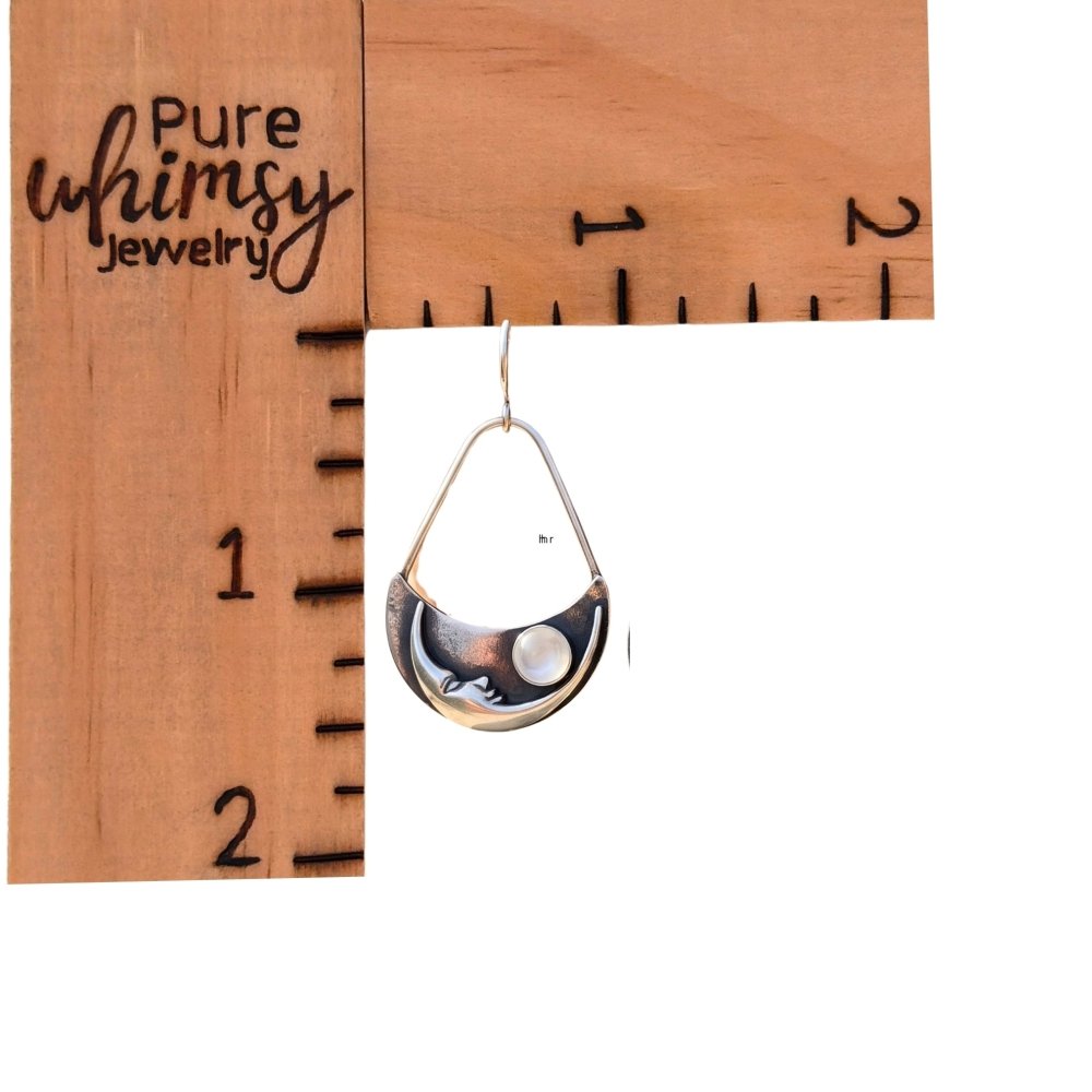 Moon face Moonstone Silver Earrings -