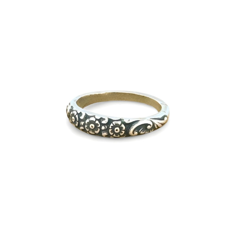 Petite Flower Silver Band Ring - 