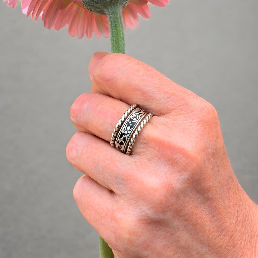 Silver Floral Vine Band Ring - 