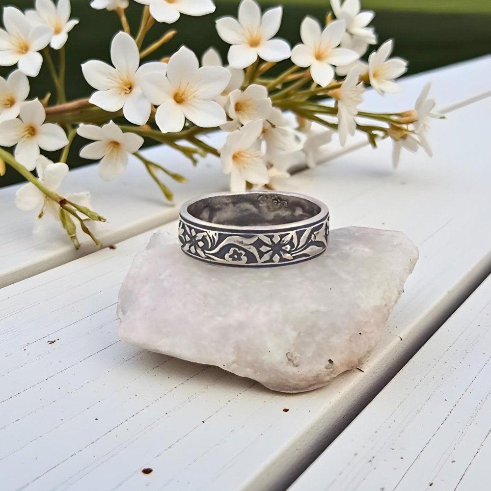 Silver Floral Vine Band Ring - 