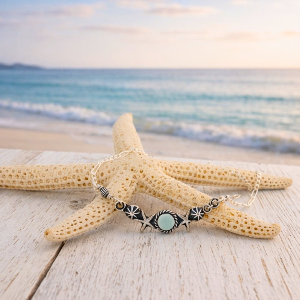 Starfish Chalcedony Silver Bar Necklace - 