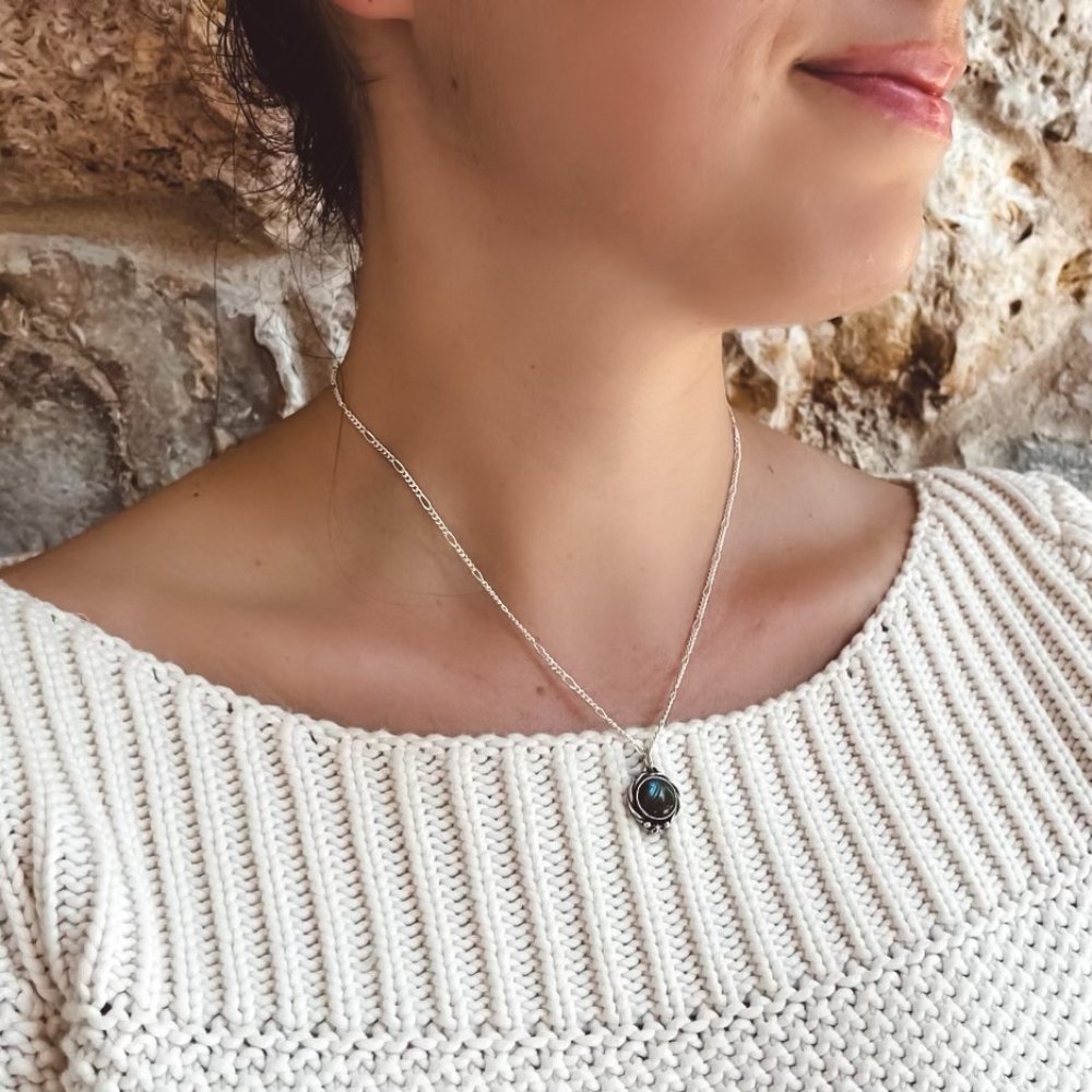 Labradorite Silver Pendant Necklace / Pure Whimsy Jewelry | Pure Whimsy  Jewelry