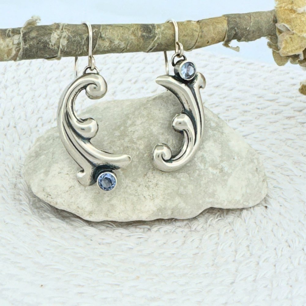 Swirling Ocean Wave Aquamarine Silver Earrings -